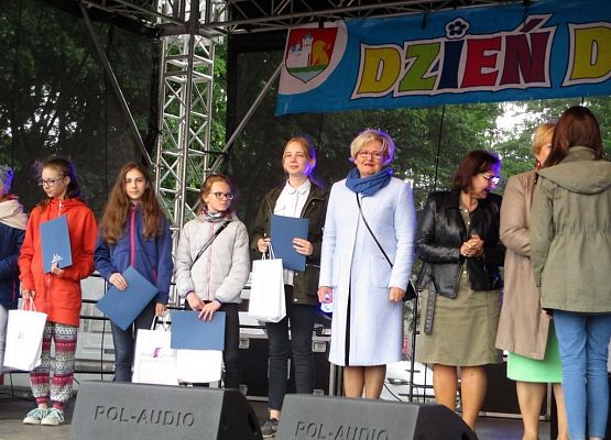 Sukces naszych gimnazjalistek grafika