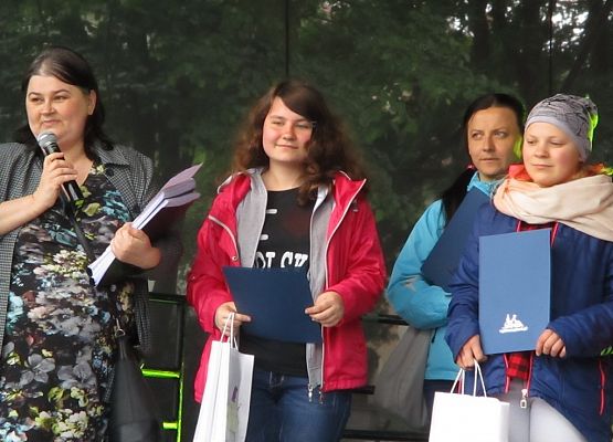 Sukces naszych gimnazjalistek grafika