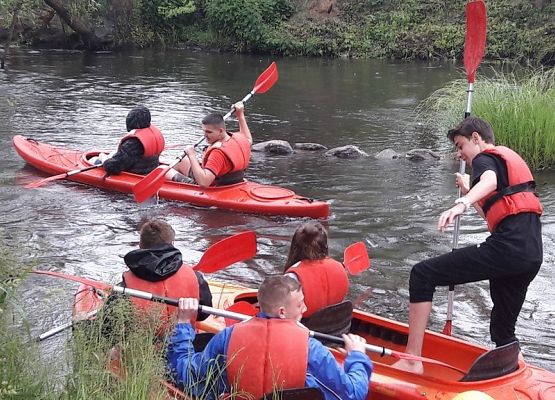 Hardcorowy spływ kajakowy grafika