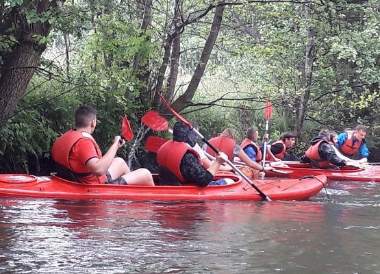 Hardcorowy spływ kajakowy grafika