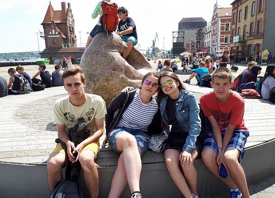 Uczniowie Gimnazjum nr 1 w Stralsundzie grafika