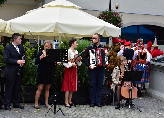 Narodowe Czytanie po raz szósty grafika