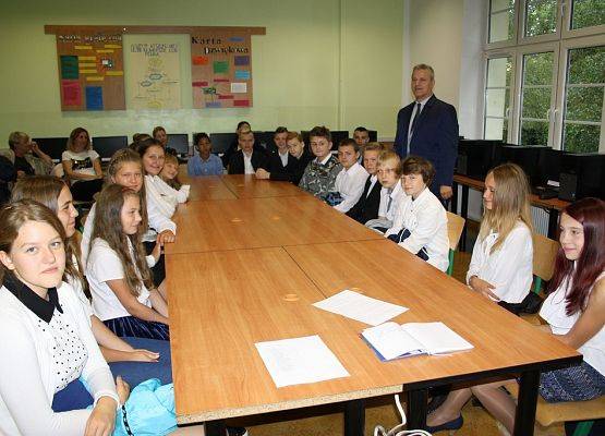 Wyjątkowo i uroczyście powitaliśmy rok szkolny! grafika