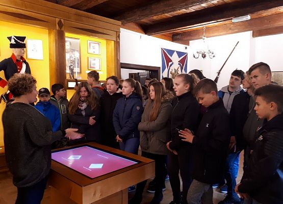 Lekcja patriotyzmu w Będominie grafika