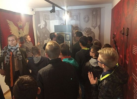 Lekcja patriotyzmu w Będominie grafika