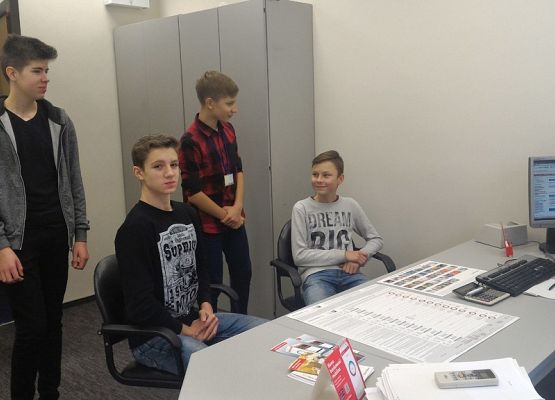 Z wizytą w lęborskim oddziale Banku Pekao grafika