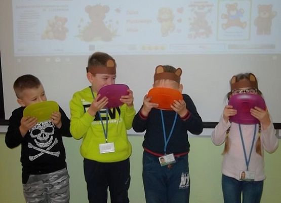 Światowy Dzień Pluszowego Misia grafika