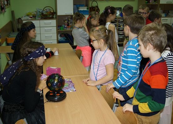 Andrzejkowe czary grafika