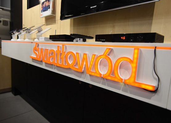 W świecie światłowodu - konkurs na plakat grafika