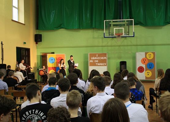 Czas podsumowań - I półrocze już za nami grafika