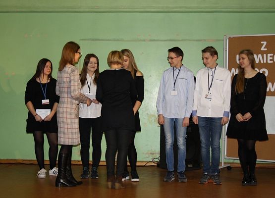 Czas podsumowań - I półrocze już za nami grafika