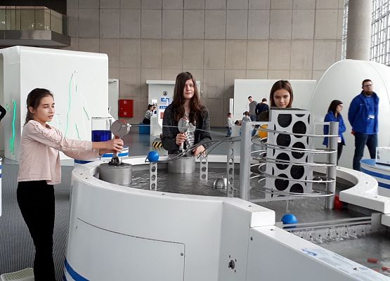 Wycieczka do Centrum Nauki EXPERYMENT grafika