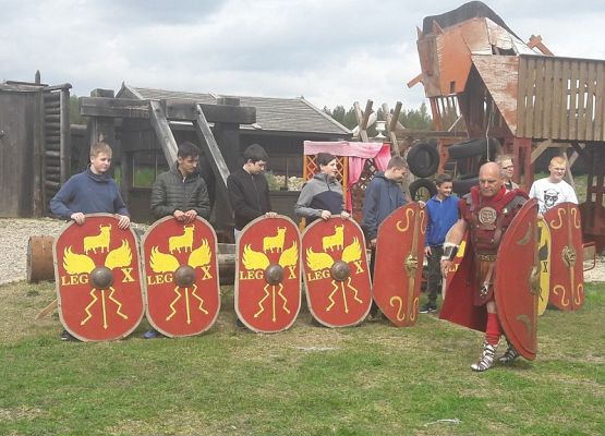 Podróż do czasów starożytnego Rzymu grafika