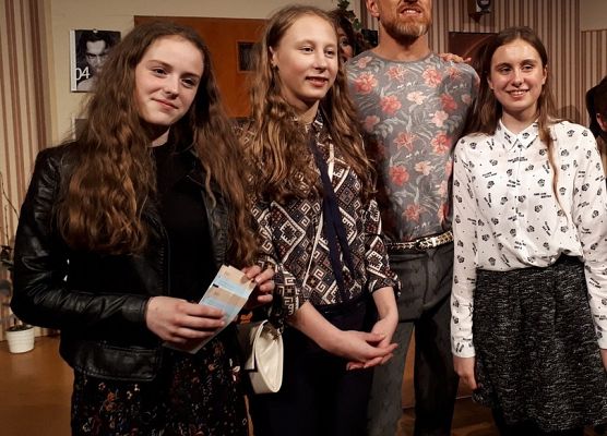 Wizyta w salonie fryzjerskim grafika