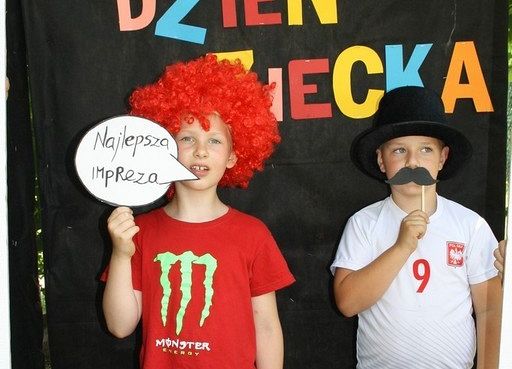 Bo „ Kiedy śmieje się dziecko, śmieje się cały świat”… grafika