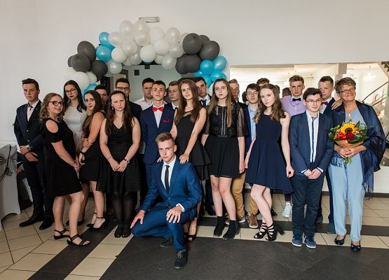 Niech żyje bal grafika