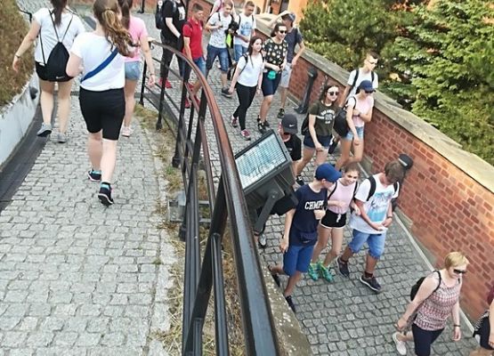 Czas na ostatnią wspólną przygodę - klasa IIIb w Krakowie grafika