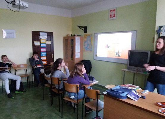 Jesteśmy bliżej Włoch i Hiszpanii grafika