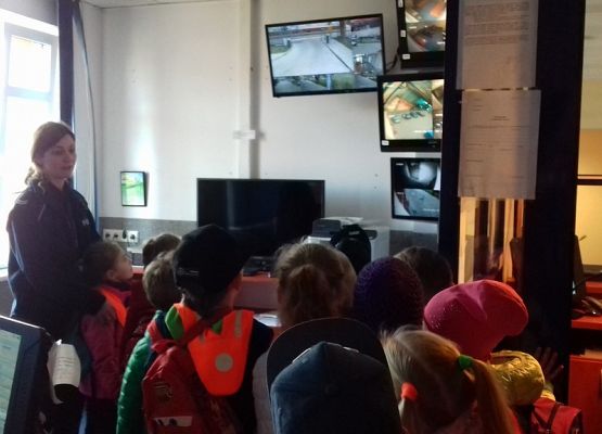 Niezwykłe lekcje pierwszoklasistów grafika