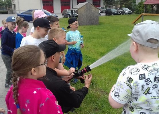 Niezwykłe lekcje pierwszoklasistów grafika