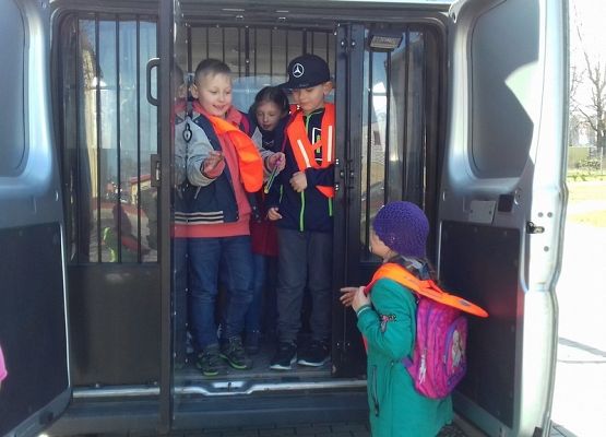 Niezwykłe lekcje pierwszoklasistów grafika