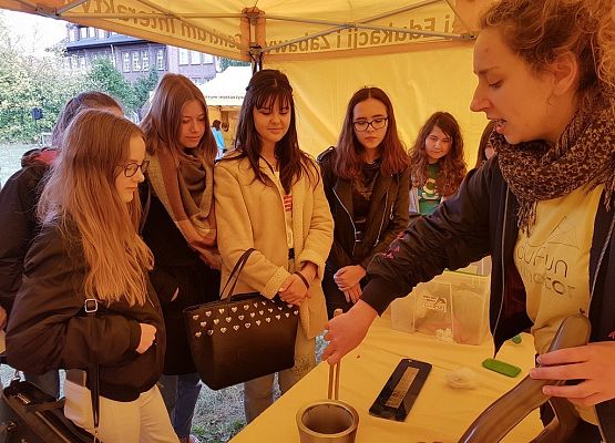 Piknik naukowy w I Liceum Ogólnokształcącym grafika