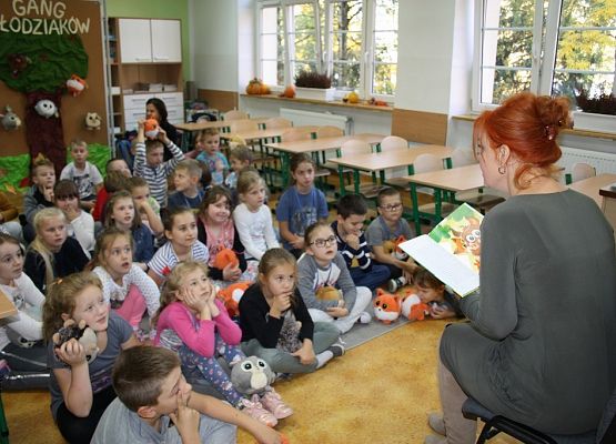 Czytamy z Biedronką grafika