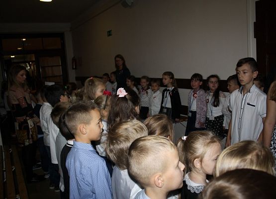 Zaśpiewaliśmy hymn dla niepodległej grafika