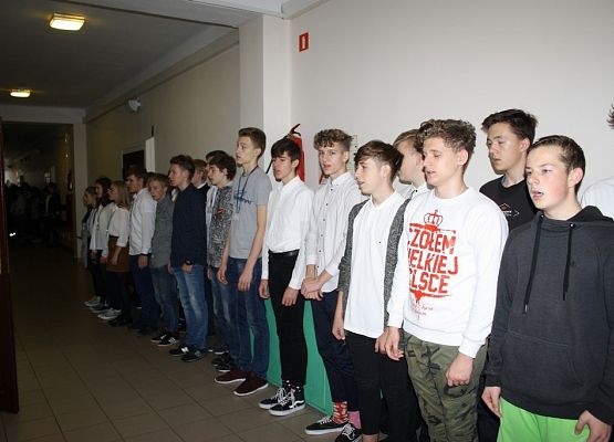 Zaśpiewaliśmy hymn dla niepodległej grafika