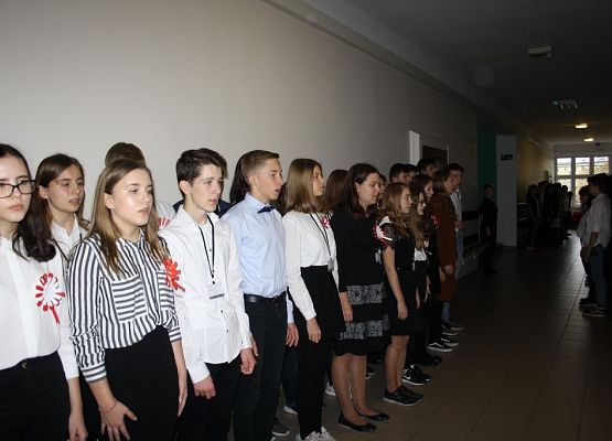 Zaśpiewaliśmy hymn dla niepodległej grafika