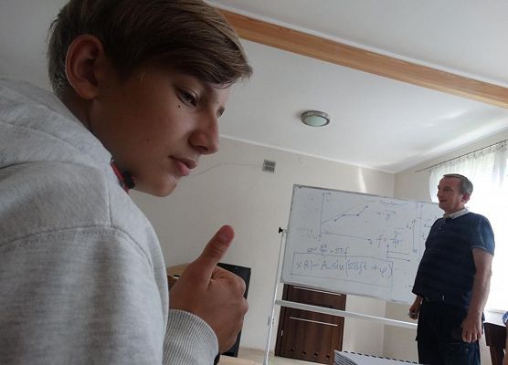 Obóz naukowy w Wielu grafika