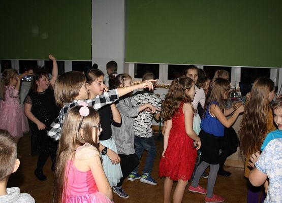 Andrzejkowe wróżby i czary grafika