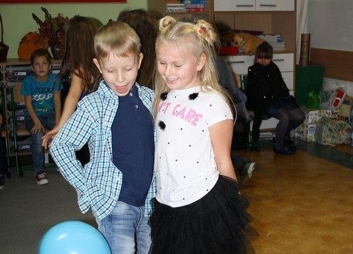 Andrzejkowe wróżby i czary grafika