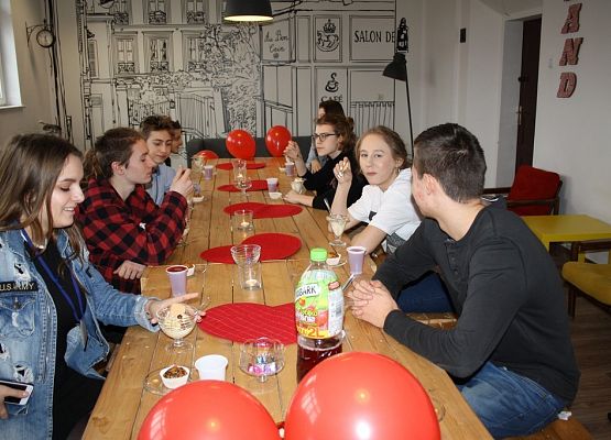 Walentynkowa randka w ciemno grafika