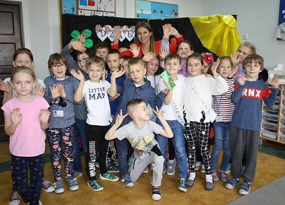 Walentynkowa randka w ciemno grafika