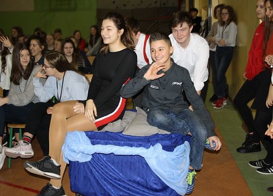 Walentynkowa randka w ciemno grafika