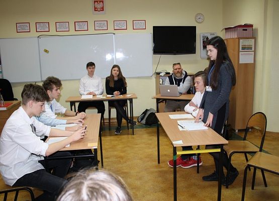 „Dwa monologi nie czynią dialogu” - Jeff Daly grafika