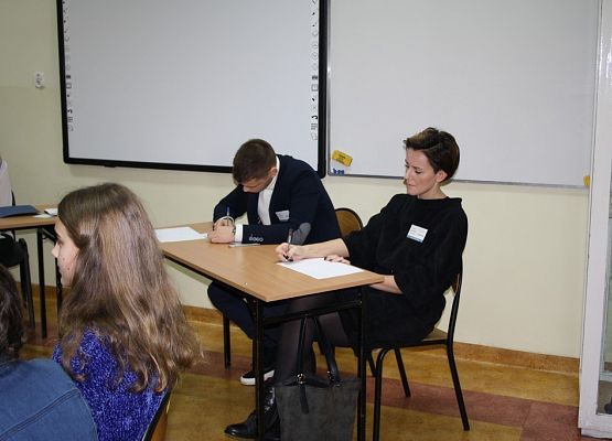 „Dwa monologi nie czynią dialogu” - Jeff Daly grafika