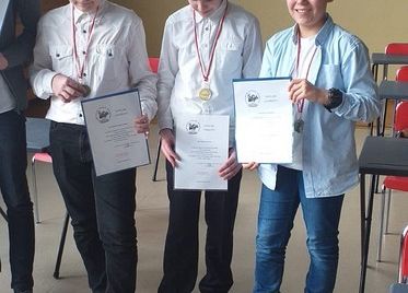 Dobre wieści z finału wojewódzkiego Ogólnopolskiego Konkursu Historycznego ,,Losy żołnierza i dzieje oręża polskiego " grafika