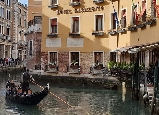 Projekt Erasmus+ spotkanie we Włoszech grafika