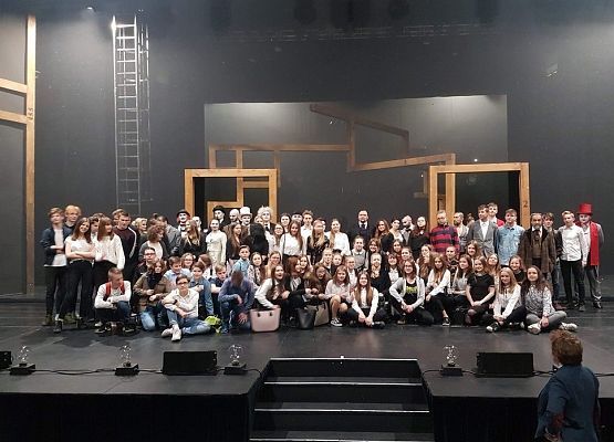 Spektakl w Teatrze Muzycznym grafika