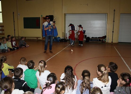 Dzień Dziecka w naszej szkole grafika