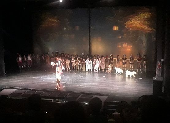 Drugoklasiści w Teatrze Muzycznym w Gdyni grafika