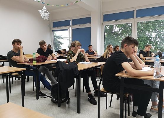 Ostatni taki grafika