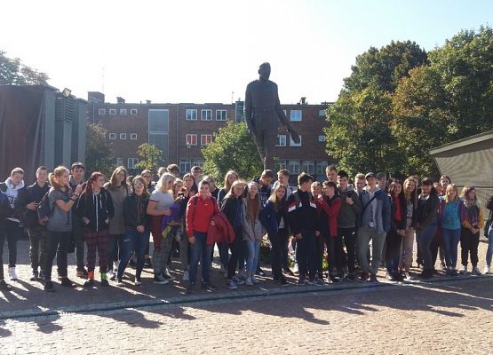 VIIIa i VIIIe z wizytą w Muzeum II Wojny Światowej grafika