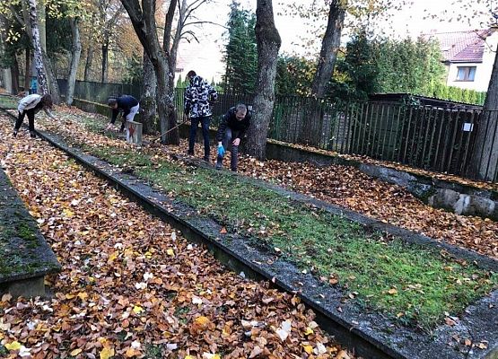 Szkoła pamięta grafika