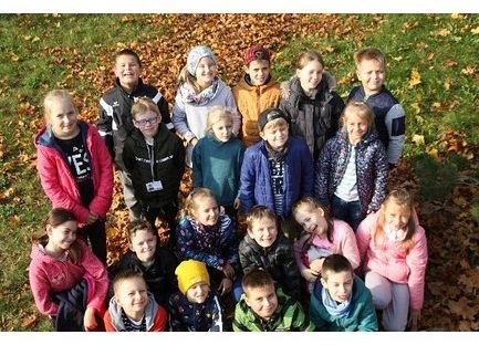 W  jesiennej atmosferze z klasą IIa grafika