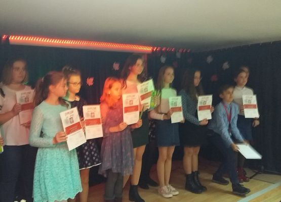 Poetycko i patriotycznie - konkurs recytatorski grafika