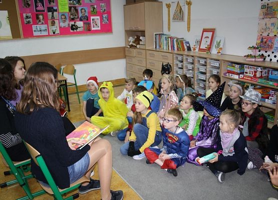 Święto bajkowych postaci grafika