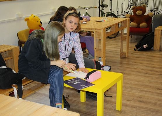 Święto bajkowych postaci grafika